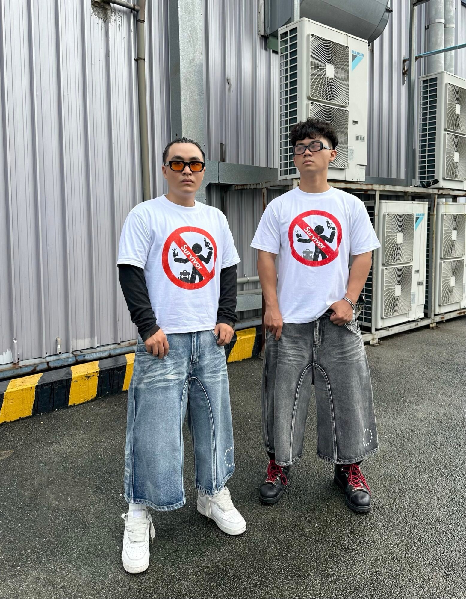 WHDC SRVIVR IN WARNING ZONE